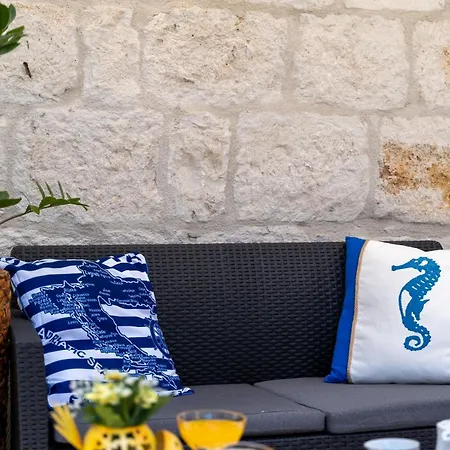 Camellia- Cozy Appartement *