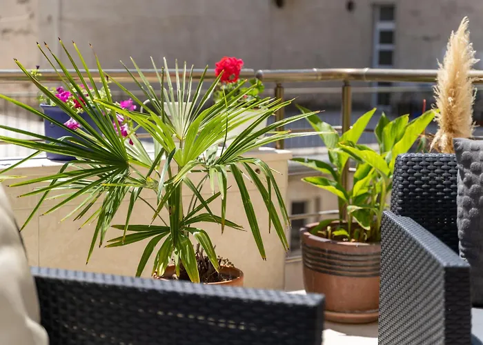 Camellia- Cozy Apartment *